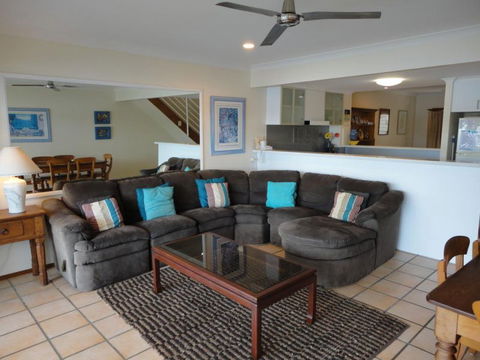 Noosa Entrance Waterfront Resort - Australian Destinations 13