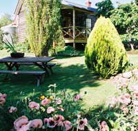 Holyrood House - Australian Destinations