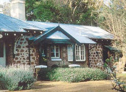 Faversham Cottages & Alpaca Stud Farm - Australian Destinations 0
