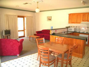 Campaspe Lodge - Australian Destinations 1