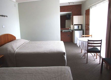 Abbotswood Motor Inn - Australian Destinations 4