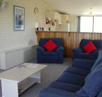 Penguin Mews - Australian Destinations
