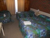 KY COUNTRY ROADS MOTOR INN - Australian Destinations 2