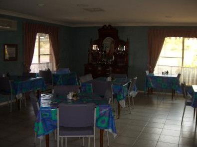 Almond Inn Motel - Australian Destinations 1
