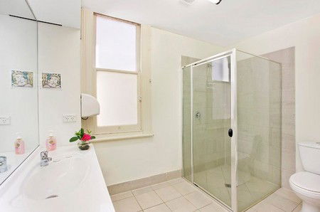 Cambridge Lodge - Australian Destinations 3