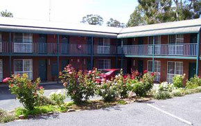 Hepburn Springs Motor Inn - Australian Destinations 1