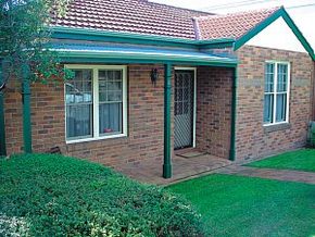 Shannon Motor Inn - Australian Destinations 2