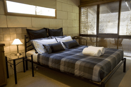 Port O Call Motel - Australian Destinations 1