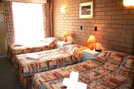 Rippleside Park Motor Inn - Australian Destinations 2