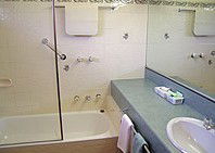 Snowgum Motel - Australian Destinations 3