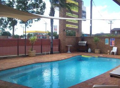 Town And Country Motor Inn Cobar - Australian Destinations 0
