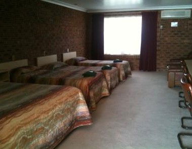Town And Country Motor Inn Cobar - Australian Destinations 3