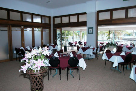 Mandurah Gates Resort - Australian Destinations 3