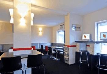 Murray Street Lodge - Australian Destinations 5
