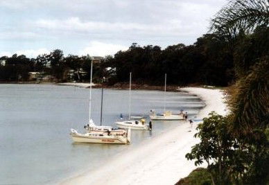 The Mitchells Waterfront B & B - Australian Destinations 2