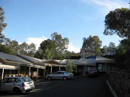Eltham Motor Inn - Australian Destinations 3