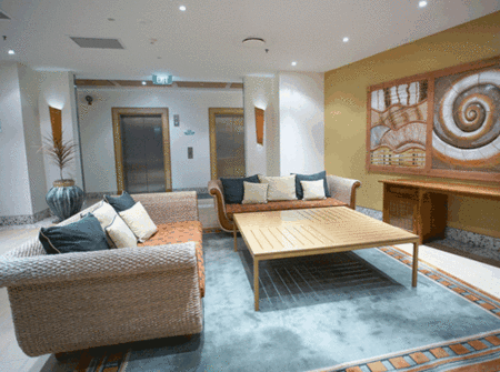 Mantra Coolangatta Beach Resort - Australian Destinations 1