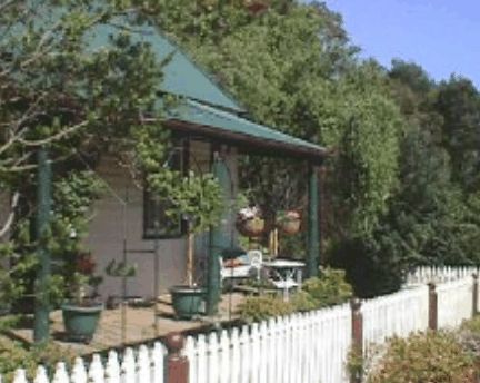 Trines Cottage - Australian Destinations