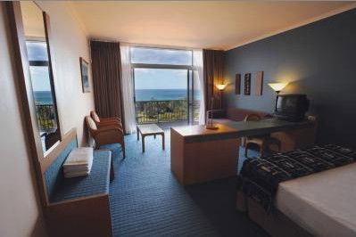 Absolute Beachfront Opal Cove Resort - Australian Destinations 1