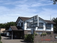 Chalet Motor Inn - Australian Destinations 1