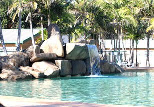 Merry Beach Caravan Park - Australian Destinations 0