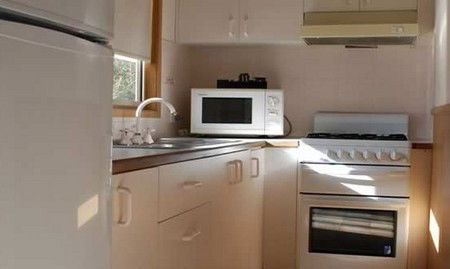 Merry Beach Caravan Park - Australian Destinations 1