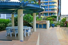 AA Oceana On Broadbeach - Australian Destinations 1