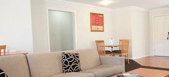 Charles Sturt Motor Inn - Australian Destinations 4