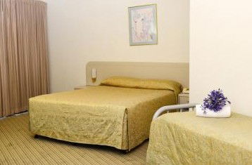 Motel 10 Motor Inn - Australian Destinations 1