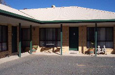 Darling River Motel - Australian Destinations 3