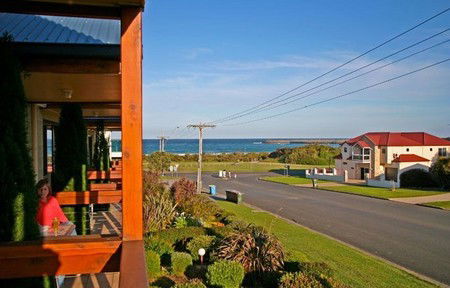 Seaview Motel & Apartments - Australian Destinations 3