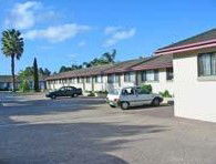 Hanging Rock Family Motel - Australian Destinations 0