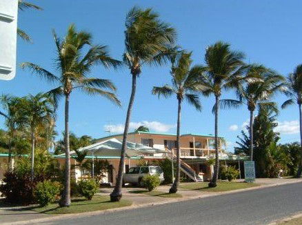 Palm View Holiday Apartments - Australian Destinations 2
