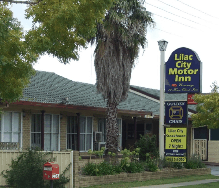 Lilac City Motor Inn  Streakhouse - Australian Destinations