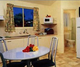 Melaleuca Caravan Park - Australian Destinations 1