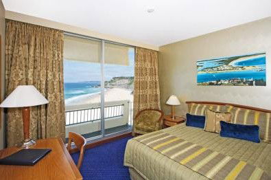 Quality Hotel Noahs On The Beach - Australian Destinations 0