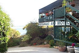 Matthew Flinders Terraces - Australian Destinations 0