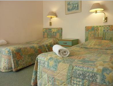 Sapphire Waters Motor Inn - Australian Destinations 2