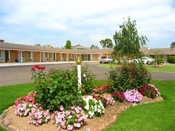 Bega Village Motor Inn - Australian Destinations 0