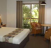 Colonial Village Motel - Australian Destinations