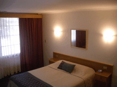 Adelaide Aviators Lodge - Australian Destinations 1