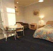 Orange Motor Lodge - Australian Destinations