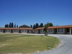 Stansbury Holiday Motel - Australian Destinations 1