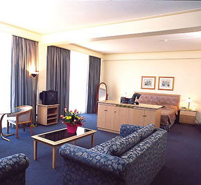 Chifley On South Terrace - Australian Destinations 1