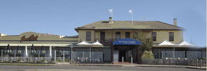 Barwon Heads Hotel - Australian Destinations 0