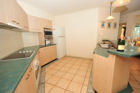Trinity Waters Apartments - Australian Destinations 7