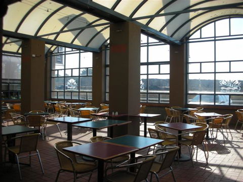Waurn Ponds Hotel - Australian Destinations 1