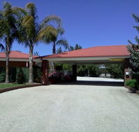 Golden Chain Border Gateway Motel - Australian Destinations