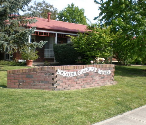 Golden Chain Border Gateway Motel - Australian Destinations 1