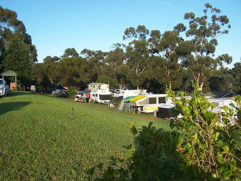 Robinvale Weir Caravan Park - Australian Destinations 1